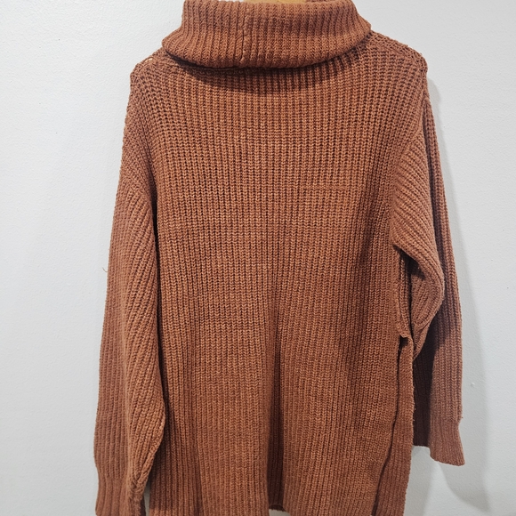 FREE PEOPLE Eleven Cowl Turtleneck Oversized Rust Brown Sweater Size Small - Picture 7 of 11